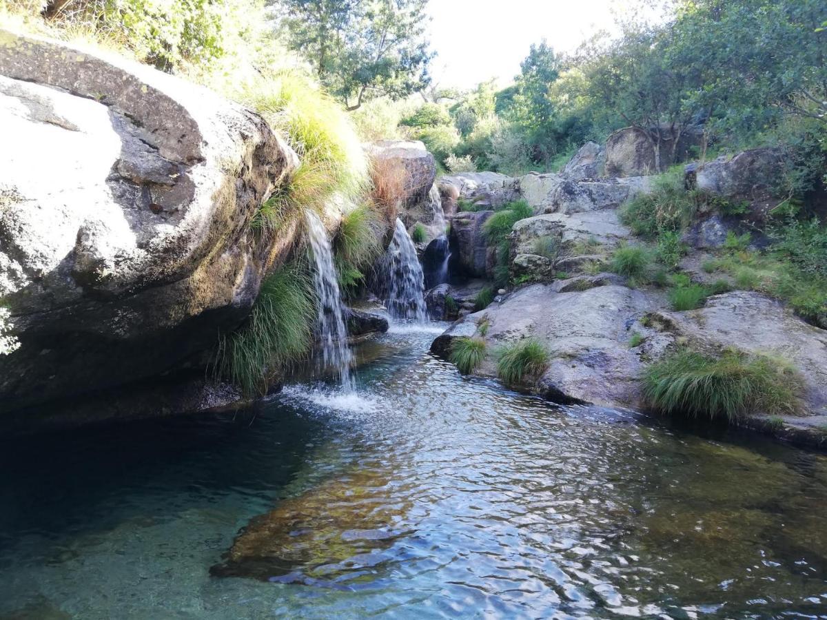 Casa Do Fundo Do Povo - Serra Da Estrela Cortes do Meio Екстериор снимка